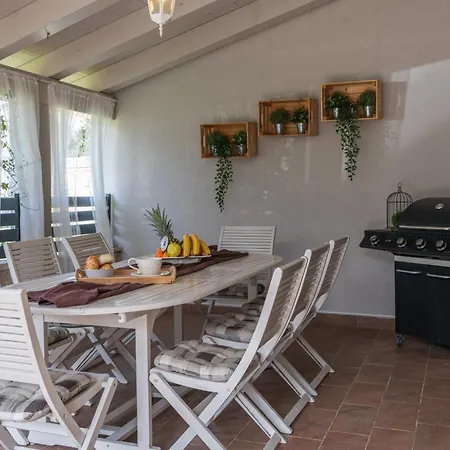 Laura Near Pula For 8 People - Pet Friendly With Children Playground Villa Krnica